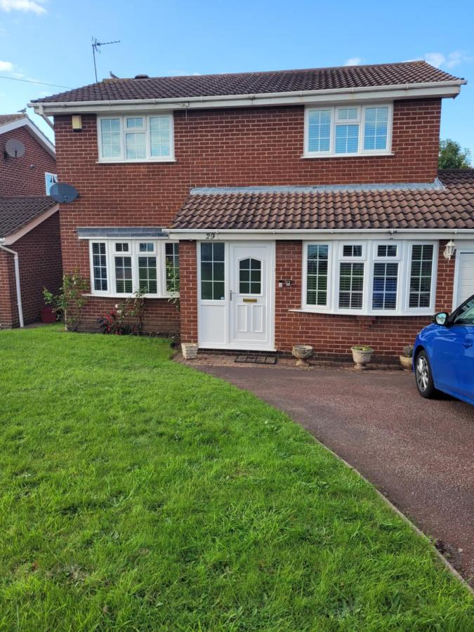 4-Bedroom Home Near Ema, Sleeps 6 Castle Donington Exterior photo
